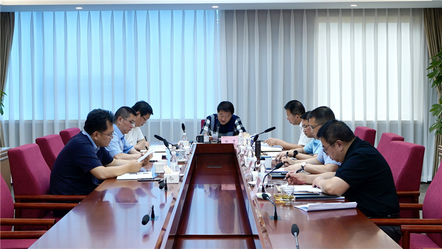 省云顶国际集团党委理论进建中心组专题进建钻研习近平总书记“七一”沉要讲话