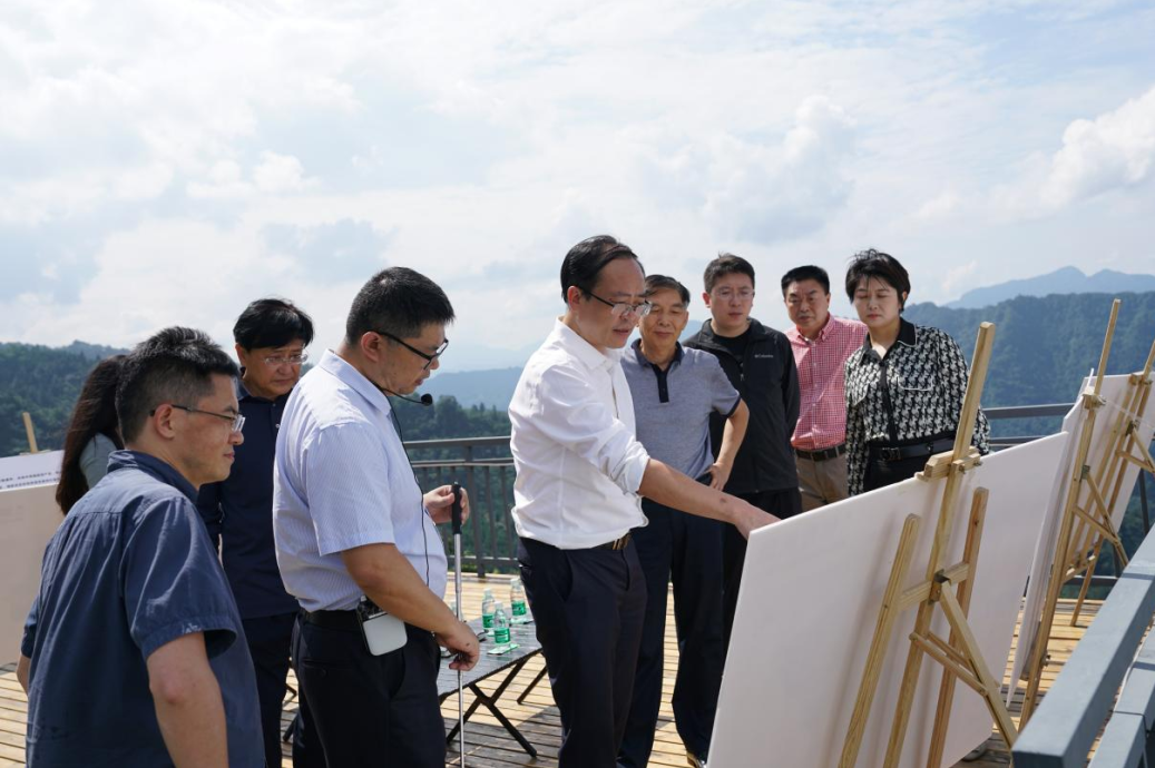 省云顶国际集团表部董事调研峨眉山太阳谷文旅康养项目