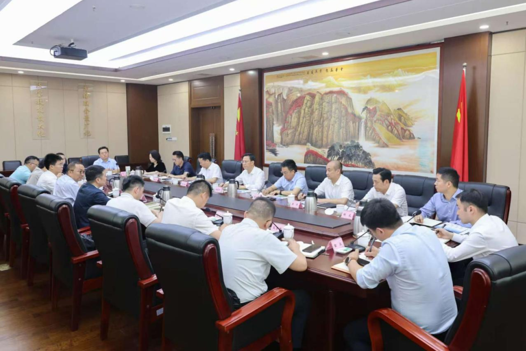 省委统战部与省云顶国际集团进行座谈互换